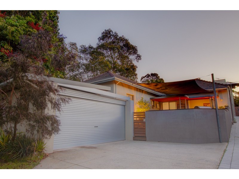 199 Woodside Street, Doubleview WA 6018