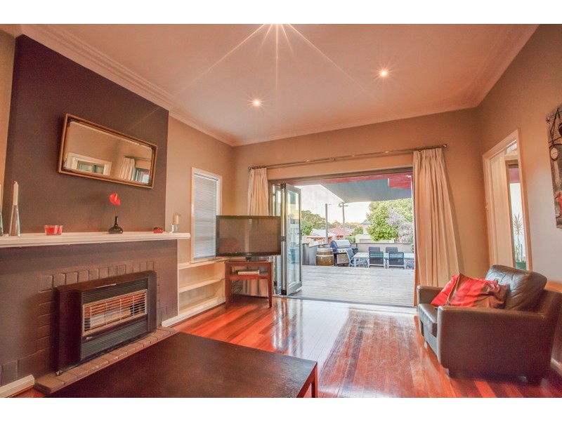 199 Woodside Street, Doubleview WA 6018
