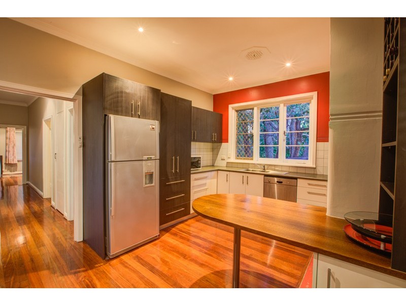 199 Woodside Street, Doubleview WA 6018