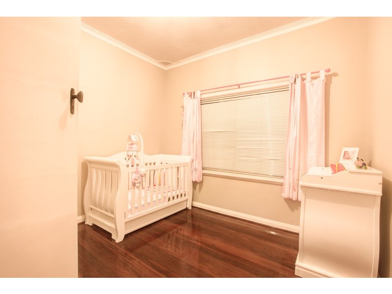 199 Woodside Street, Doubleview WA 6018