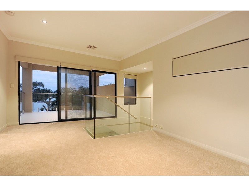 27B Gwelup Street, Karrinyup WA 6018