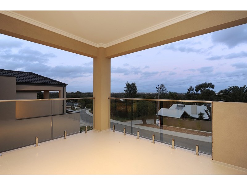 27B Gwelup Street, Karrinyup WA 6018