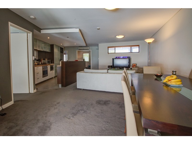 10/591 Hay Street, Jolimont WA 6014