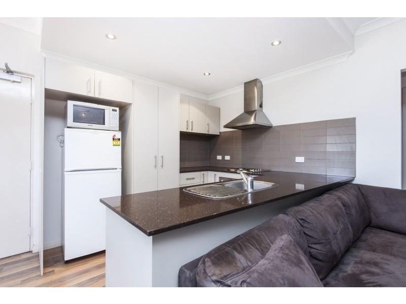 7/37 Piccadilly Circle, Joondalup WA 6027