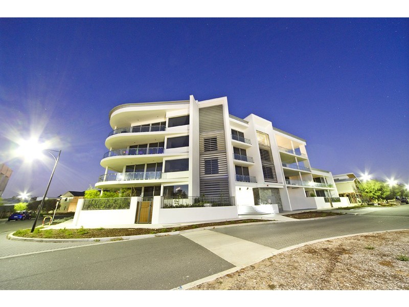 8/30 South Beach Promenade, North Coogee WA 6163