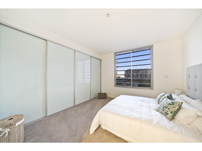 8/30 South Beach Promenade, North Coogee WA 6163