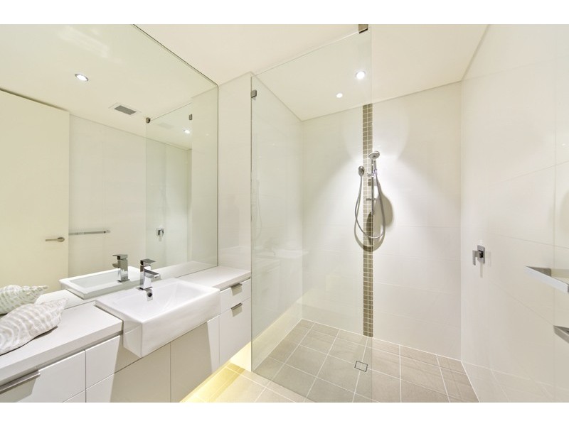 8/30 South Beach Promenade, North Coogee WA 6163