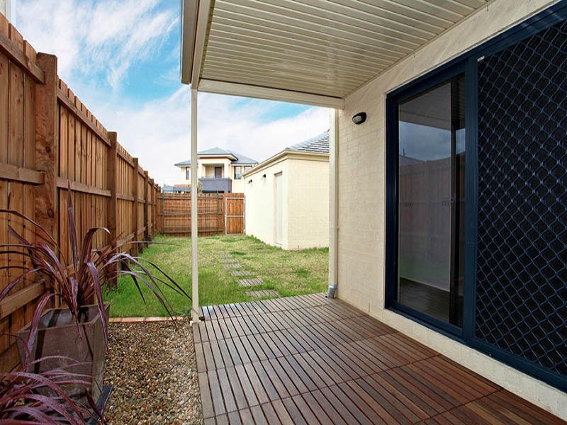 30 Dunlop Ave, Ropes Crossing NSW 2760