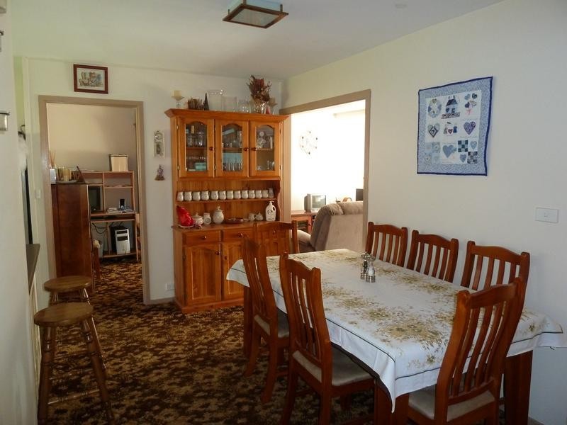 8 Lindwall Pl, Shalvey NSW 2770