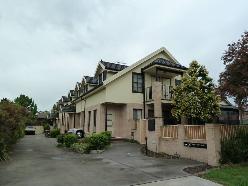 2/13 Edgar St, St Marys NSW 2760