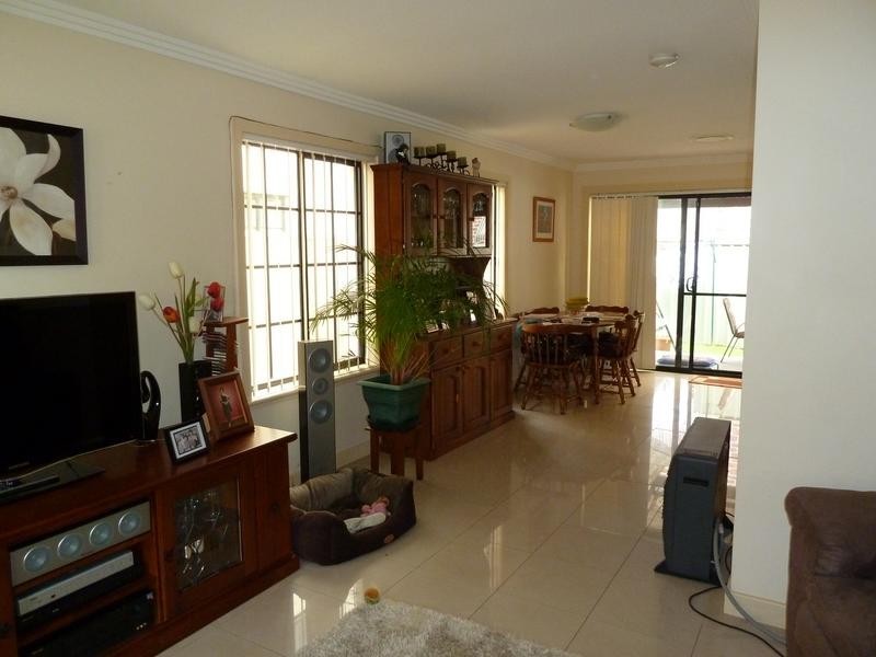 2/13 Edgar St, St Marys NSW 2760