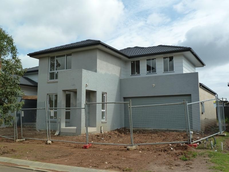 2/2122 Gurry Ave, Ropes Crossing NSW 2760