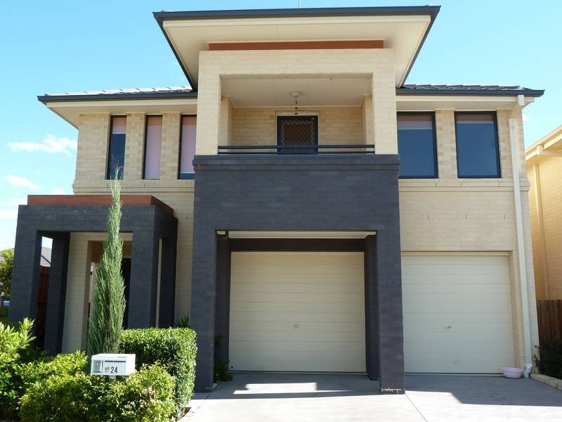 24 Dunlop Ave, Ropes Crossing NSW 2760