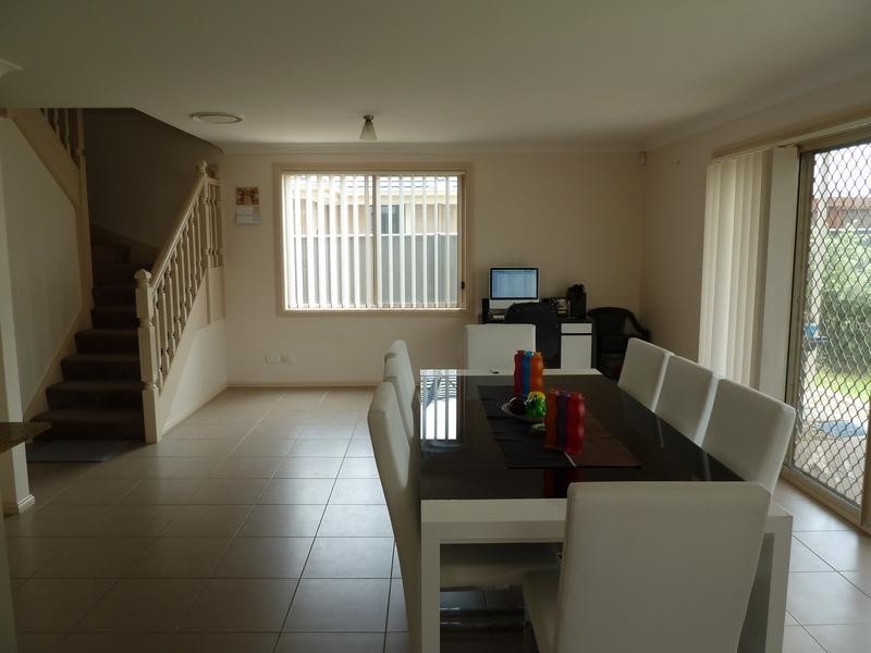 24 Maiden St, Ropes Crossing NSW 2760