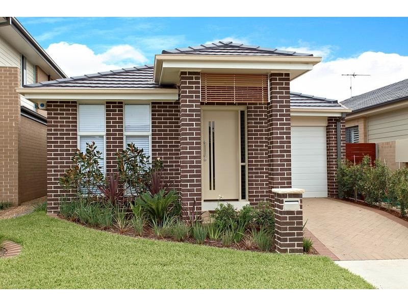 20 Gilroy St, Ropes Crossing NSW 2760