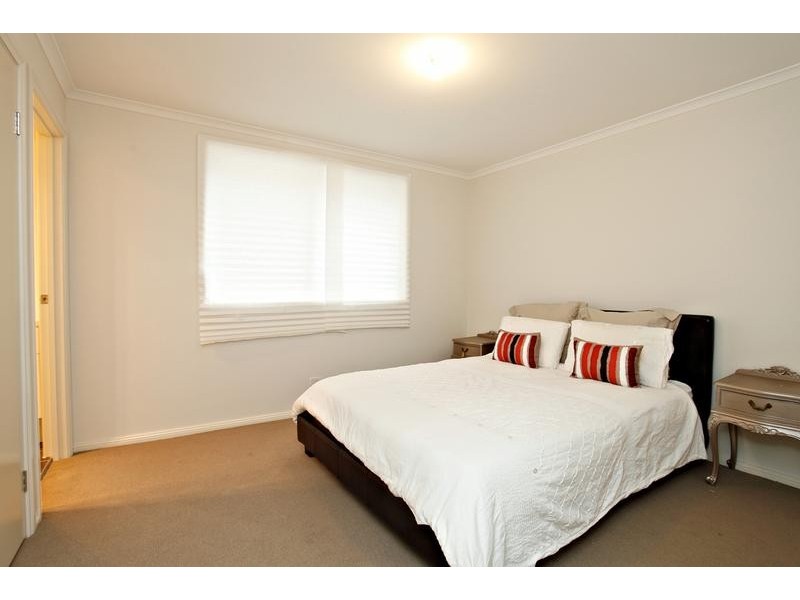 20 Gilroy St, Ropes Crossing NSW 2760