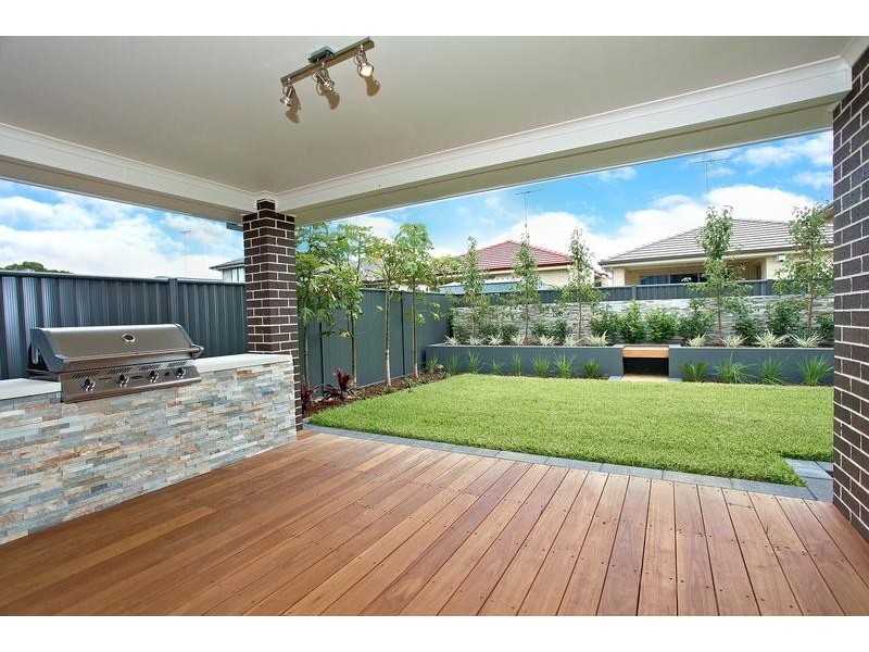 20 Gilroy St, Ropes Crossing NSW 2760