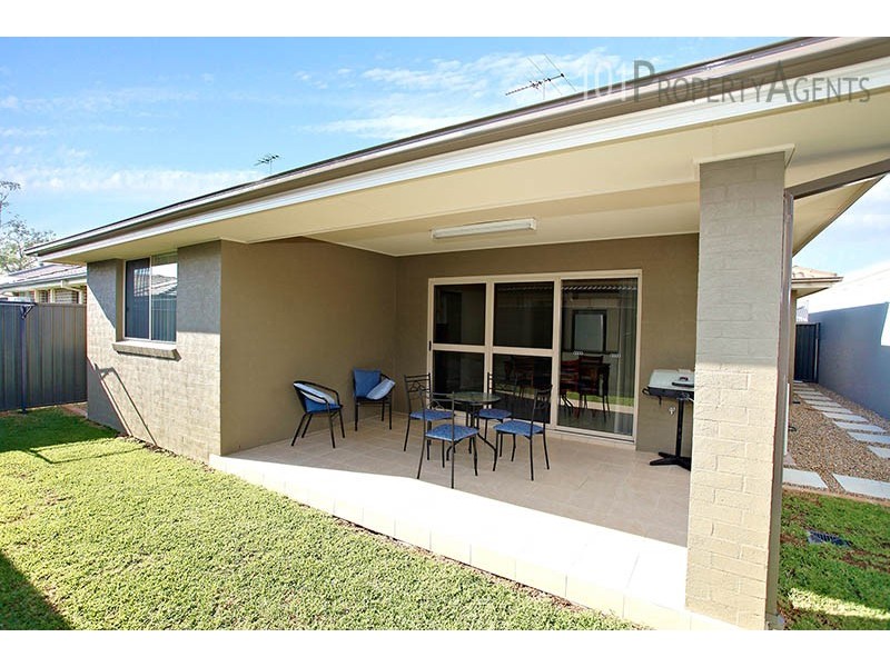 19 Wiseman Cir, Ropes Crossing NSW 2760