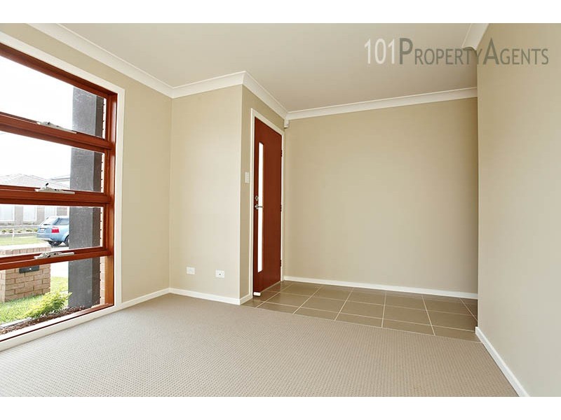 12 Wiseman Cct, Ropes Crossing NSW 2760