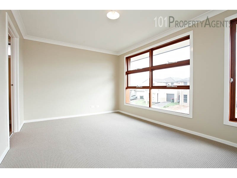 12 Wiseman Cct, Ropes Crossing NSW 2760