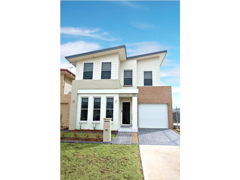 34 Wiseman Cct, Ropes Crossing NSW 2760