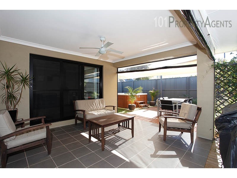 6 Maiden St, Ropes Crossing NSW 2760