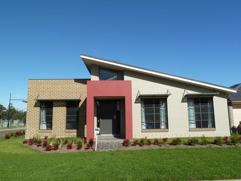 22 Wiseman cct, Ropes Crossing NSW 2760