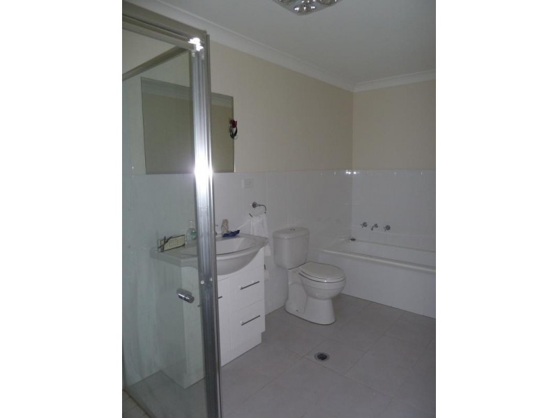 34 Woolls Ces, Ropes Crossing NSW 2760