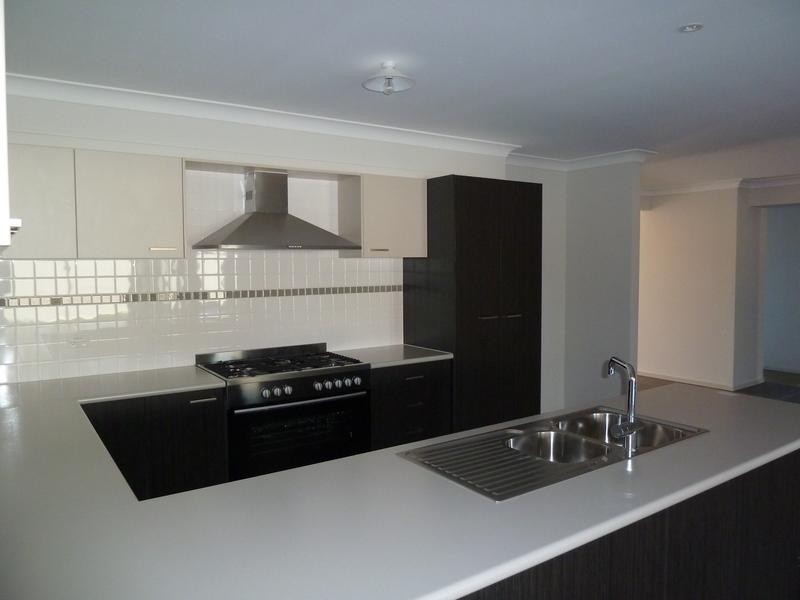 Lot 2140 Bradley st, Ropes Crossing NSW 2760