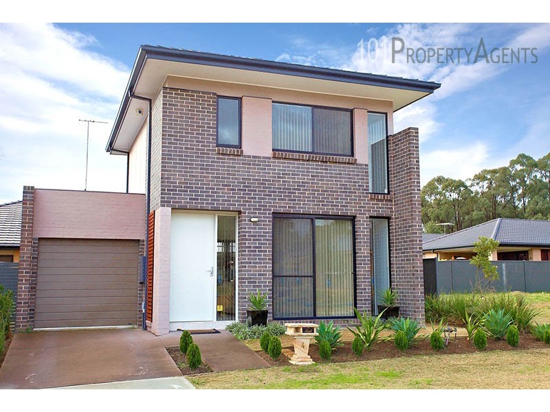 4 Jenkins St, Ropes Crossing NSW 2760