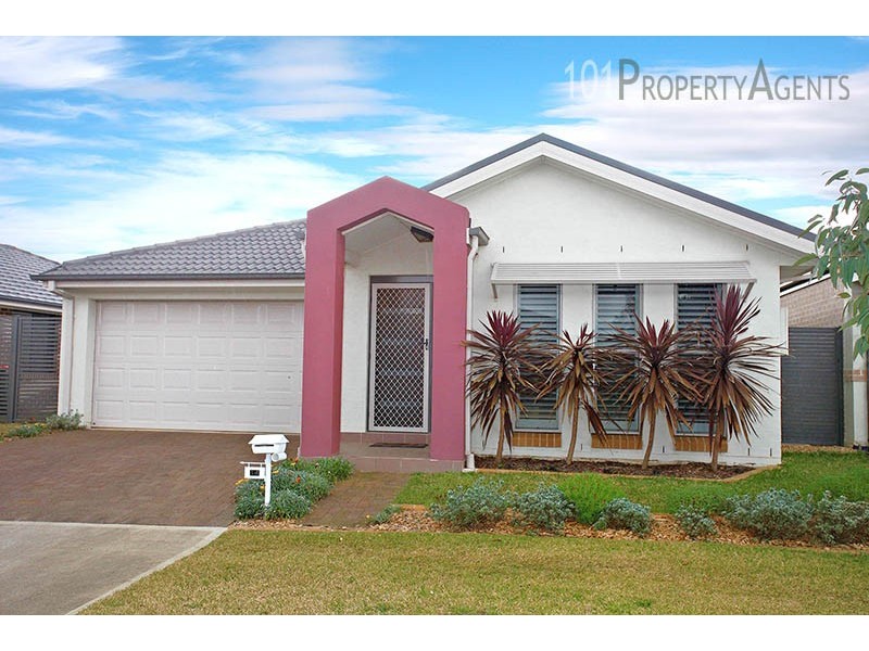 14 Jenkin st, Ropes Crossing NSW 2760