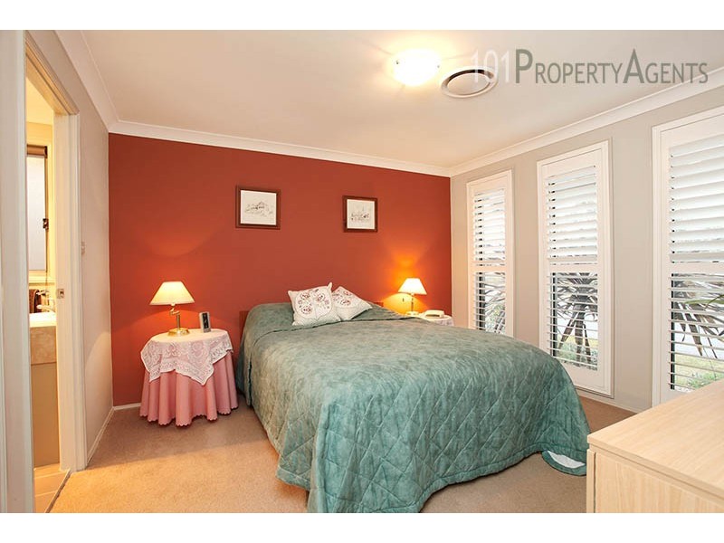 14 Jenkin st, Ropes Crossing NSW 2760