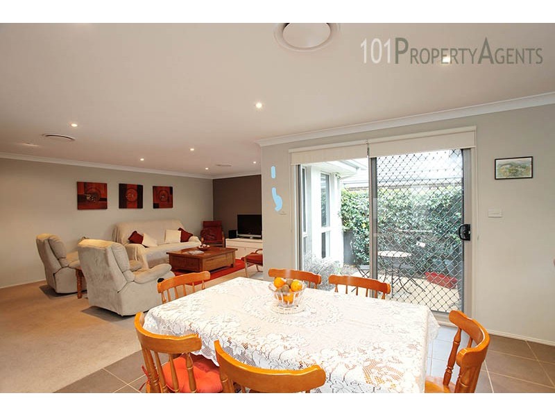 14 Jenkin st, Ropes Crossing NSW 2760