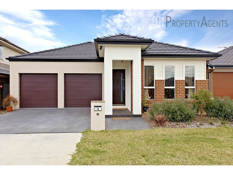 5 Taradale Dr, Ropes Crossing NSW 2760