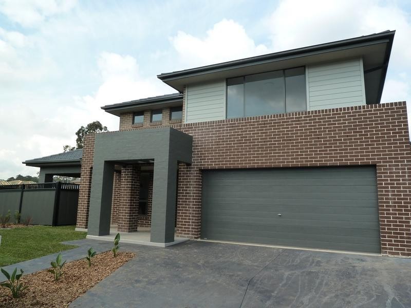 40b Mackay Cir, Ropes Crossing NSW 2760