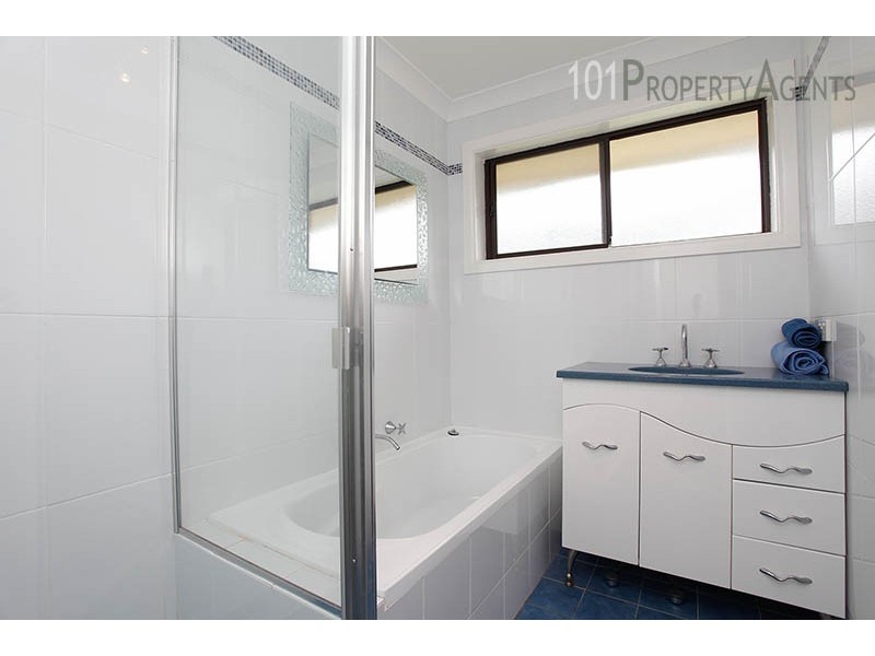 10 Charles Todd Cres, Werrington County NSW 2747