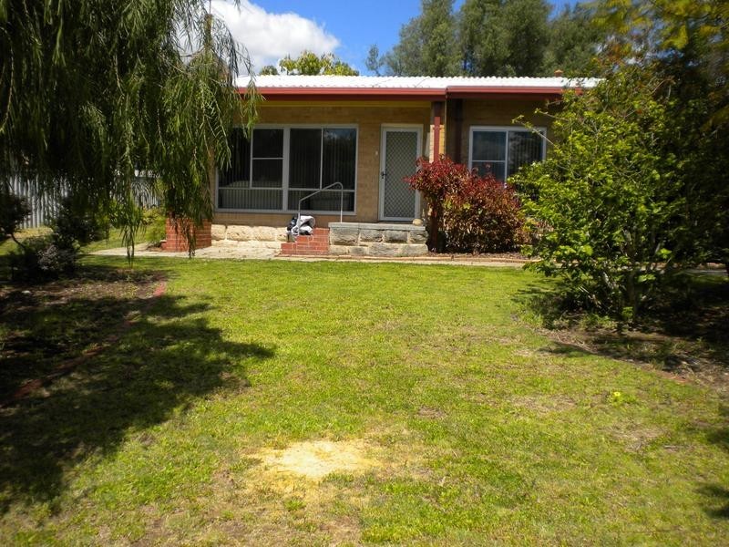 21 Gunbower Road, Mount Pleasant WA 6153