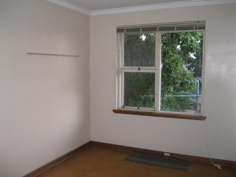 12 Rogerson Road, Mount Pleasant WA 6153