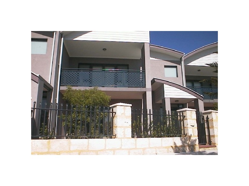 4/197 Hampton Road, South Fremantle WA 6162