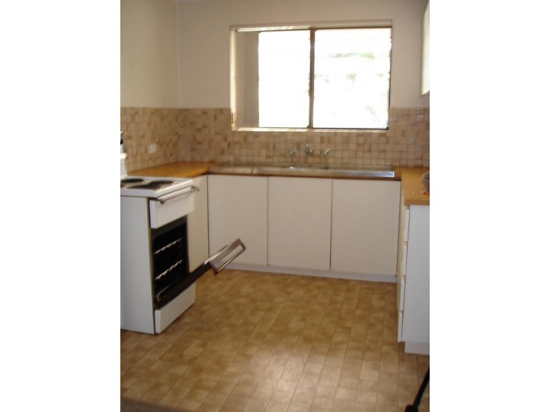 12/2 Lakeside Terrace, Mount Pleasant WA 6153