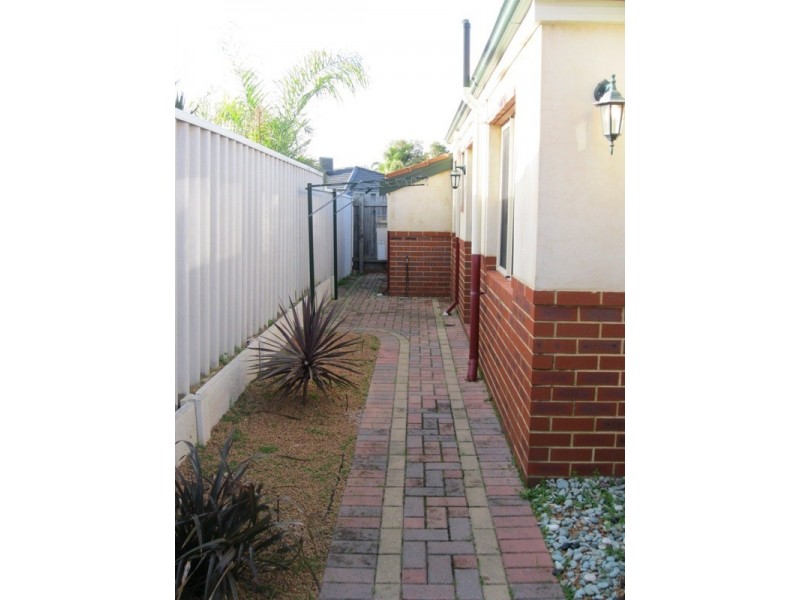 6/16 Ritz Court, Bibra Lake WA 6163