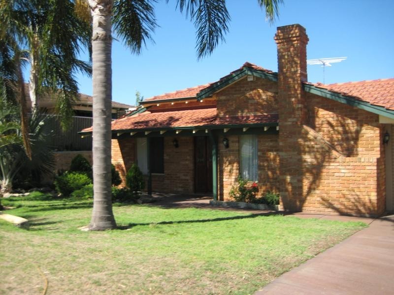 6 Moir Road, Kardinya WA 6163