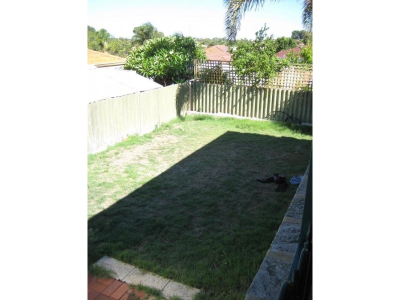 6 Moir Road, Kardinya WA 6163
