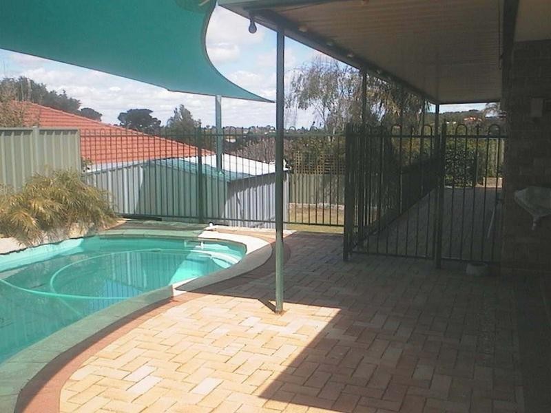 6 Moir Road, Kardinya WA 6163