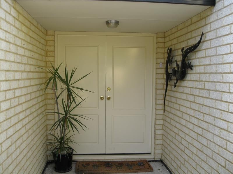 23 Rome Road, Melville WA 6156