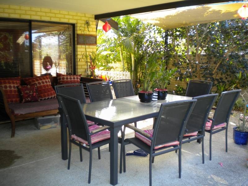 23 Rome Road, Melville WA 6156