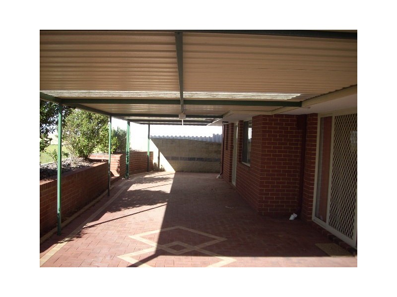 2 Herdsman Court, Success WA 6164