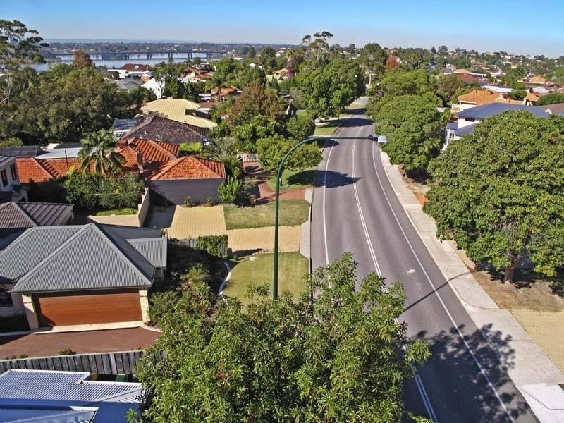 105 Reynolds Road, Mount Pleasant WA 6153