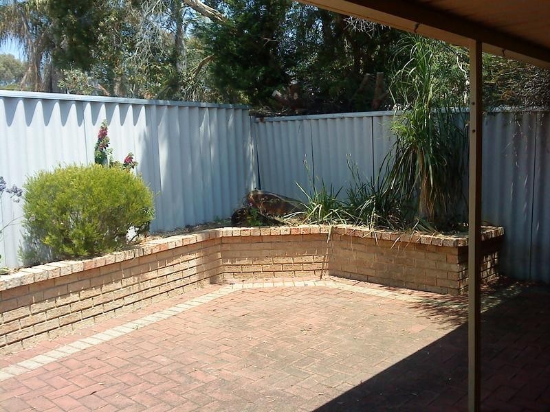 15a Hamlet Court, Bibra Lake WA 6163