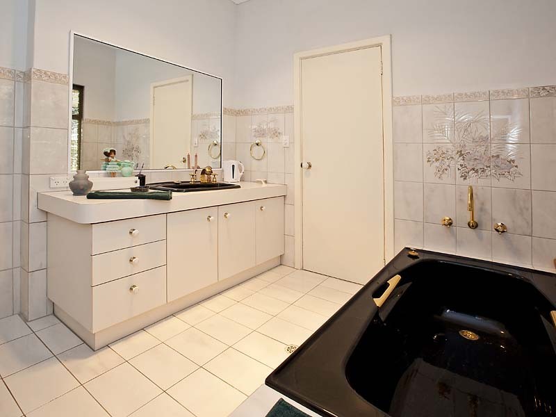 215 Masters Road, Darling Downs WA 6122